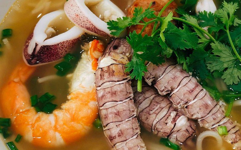 Tôm tít hay bề bề có thể chế biến được nhiều món ăn vô cùng hấp dẫn 